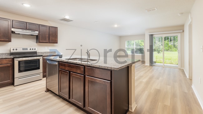 Photo - 129 Wellwood Ln