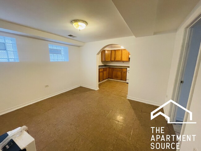 Building Photo - 5216 W Crystal St Unit 2