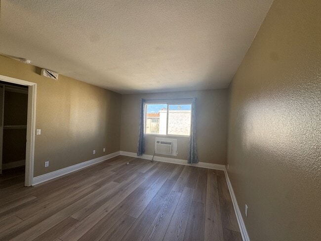Photo - Half Off First Month's Rent Ready to Move in-El Cajon Studio for Rent Unidad 16