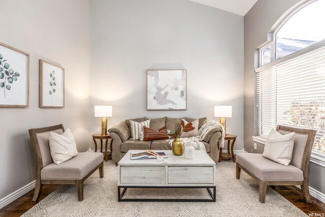 Photo - 1003 Fairway Dr