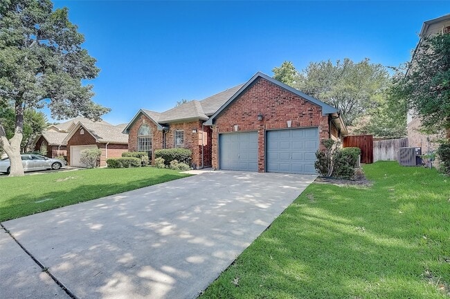 Photo - 4713 Portrait Ln