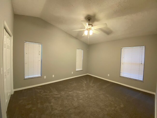 Photo - Three bedroom two bathroom Inverness Highlands Home