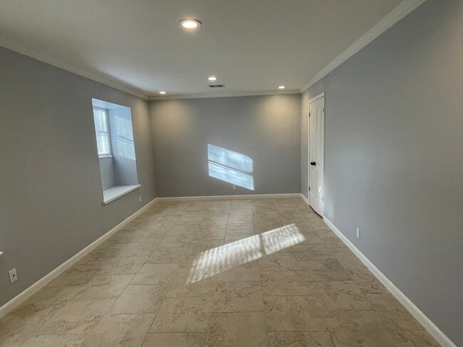 Photo - 4830 French Dr