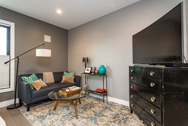 Photo - 39 A St Unit 3
