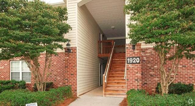 Building Photo - 1920 Crest Hollow Dr Unit 101 Rental