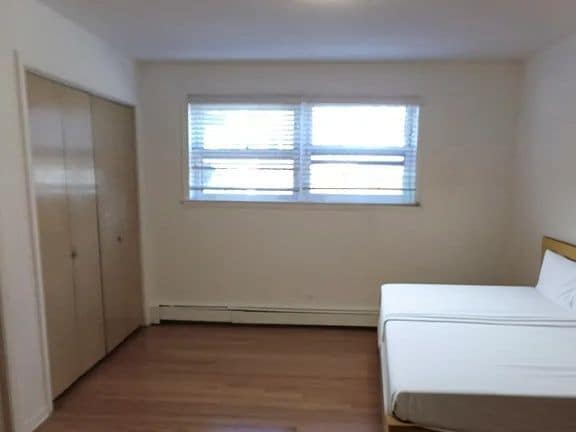 Photo - 8644 Skokie Blvd