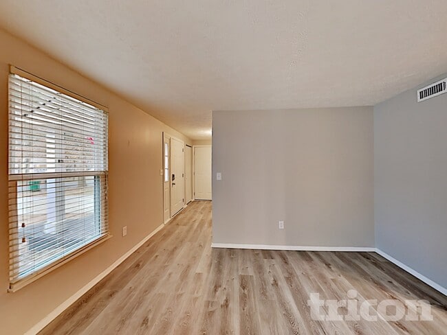 Photo - 9021 Touchstone Ln