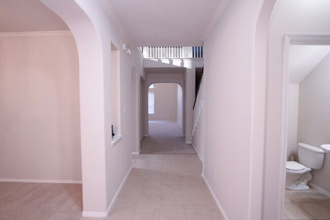 Photo - 11398 Seguin Dr