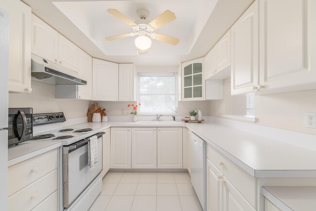 Photo - 2950 SE Ocean Blvd Unit 2-4