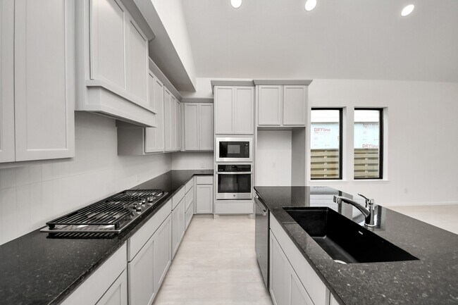 Photo - 10706 Ursa St