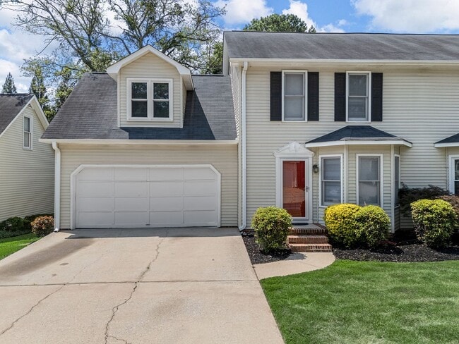Cozy 3 Bedroom, 2.5 Bath Town Home with 2 ... - Cozy 3 Bedroom, 2.5 Bath Town Home with 2 ...