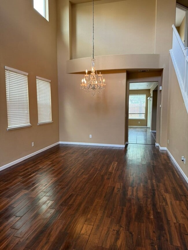 Photo - Sycamore Ranch 4 Bedroom Home For Rent