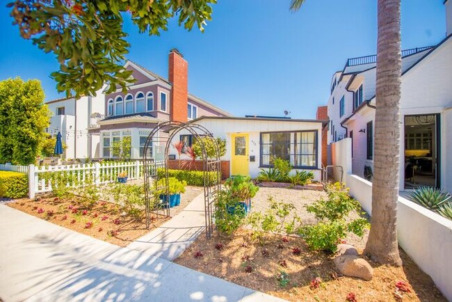 Charming Corona Del Mar Home - Charming Corona Del Mar Home