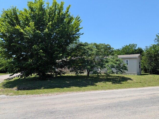 Photo - 222 S 4th St