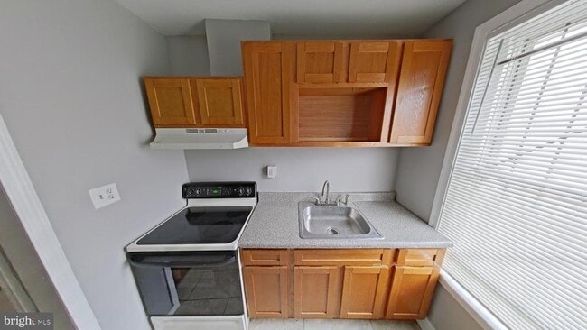 Photo - 2255 N Cleveland St