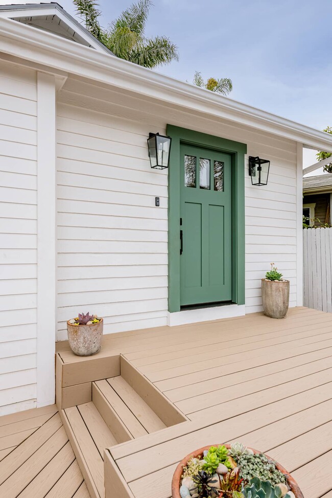 Photo - 1425 Cabrillo Ave