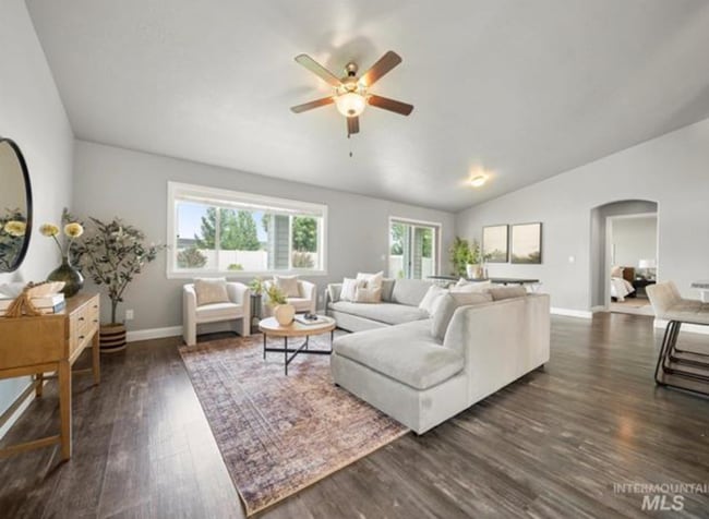 Photo - Beautiful North Meridian Home with Upgrade...