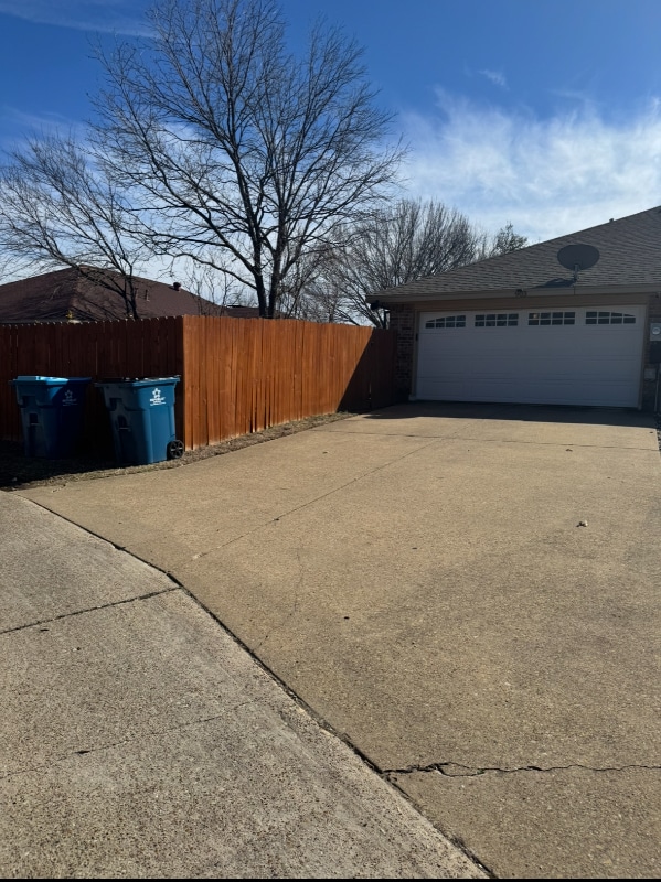 Photo - 903 Teakwood Ln