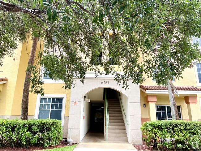 Building Photo - 6761 Heritage Grande Unit 303 Rental