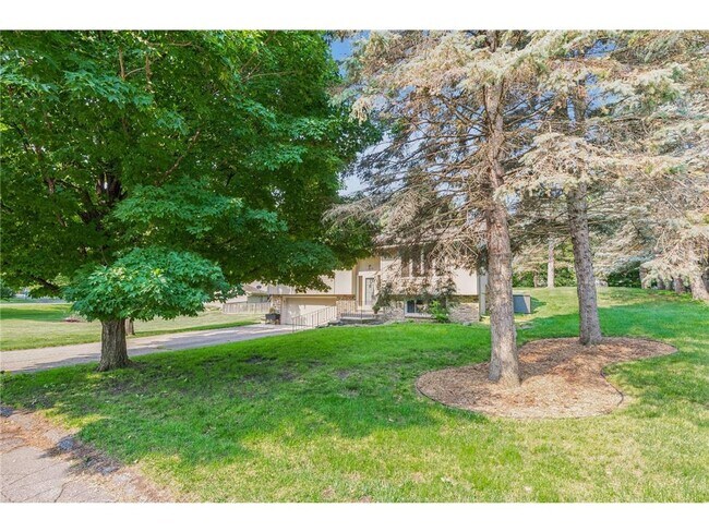Photo - 163 Upper Lea Ln