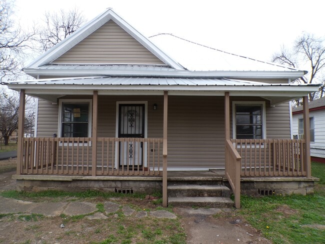 Building Photo - 3429 31st Pl N Rental