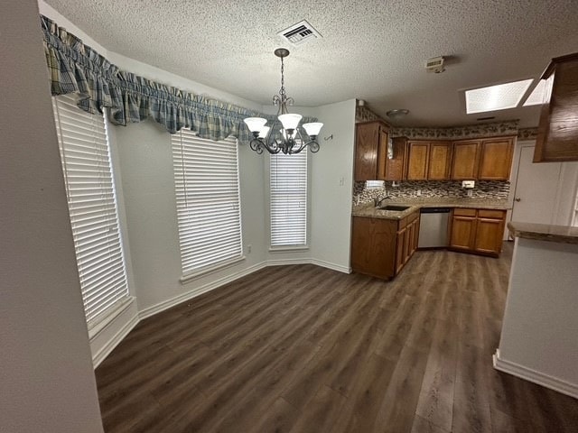 Photo - 2411 Oak Brook Dr House