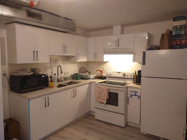Photo - 11314 133A St