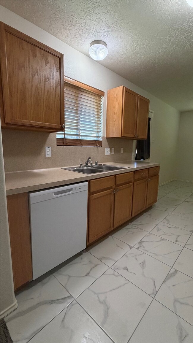 Photo - 8943 Farm Ridge Ln