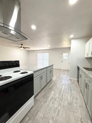 Photo - 545 Oldbridge Dr