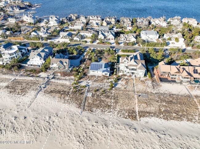 Photo - 1521 Ocean Ave
