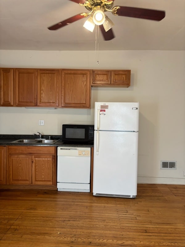 Building Photo - 129 E Gorham St Unit 1 Rental