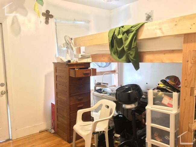 Photo - No Brokers Fee, Large Unit Walking Distance to BU. Large Deck, Laundry, Eat-in Kitchen, Lots of S...