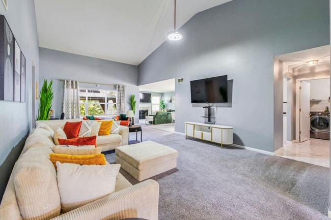 Building Photo - 784 Long Island Cir Unit ID1310537P