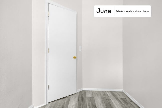 Photo - Room in Shared 3 bed/1 bath home Unidad B