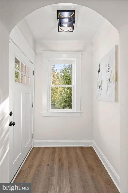 Photo - 614 Stamford Rd