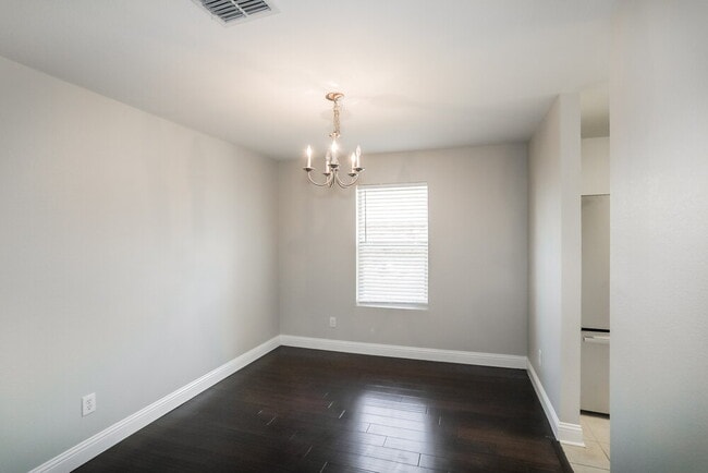 Photo - 1428 Waterford Dr