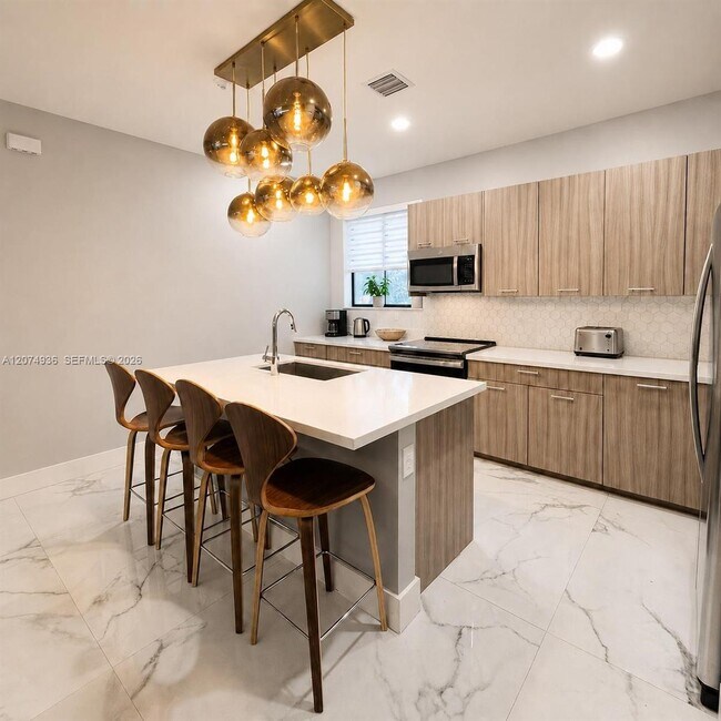 Photo - 4619 NW 84th Ave