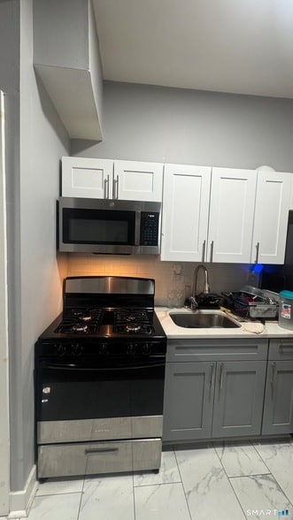 Building Photo - 148 Rosette St Unit 1F