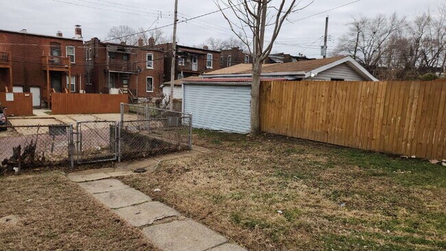 Photo - Elegant Two-Bedroom Duplex Retreat in the Heart of St. Louis