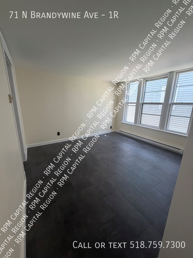 Building Photo - 71 N Brandywine Ave Unit 1R