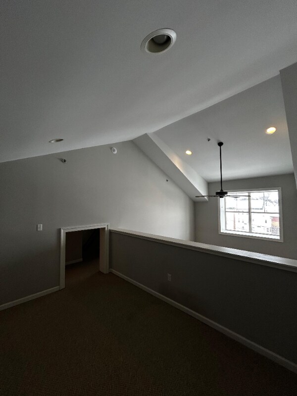 Photo - 970 Ridge Ave