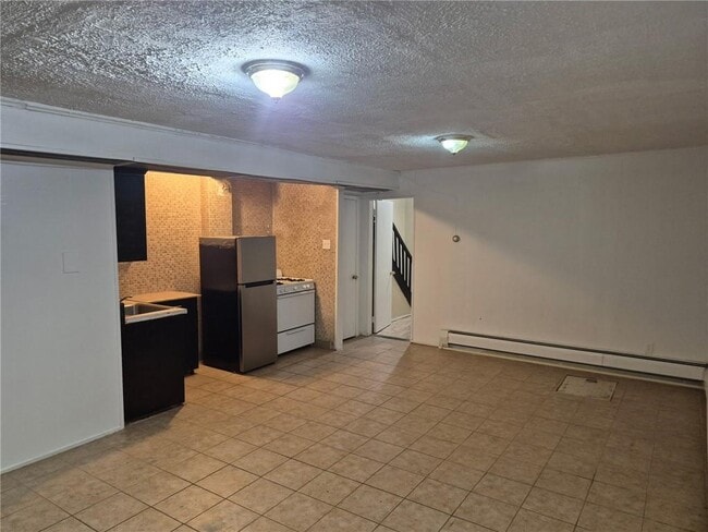 Photo - 818 E 51st St Unit 1