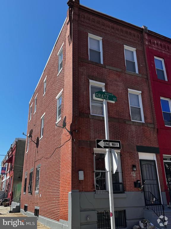Building Photo - 2036 N Gratz St Rental