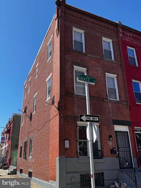 Building Photo - 2036 N Gratz St Rental