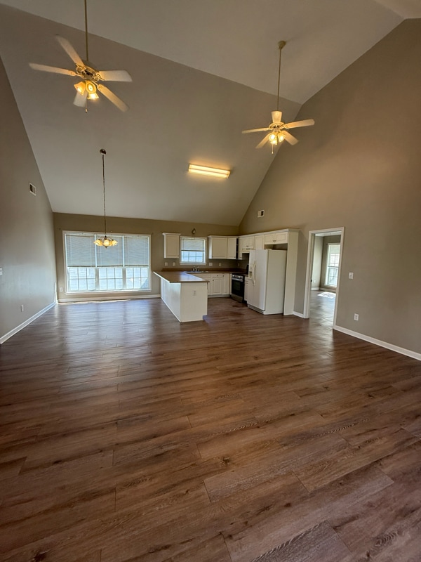 Photo - 149 Flagstone Ln