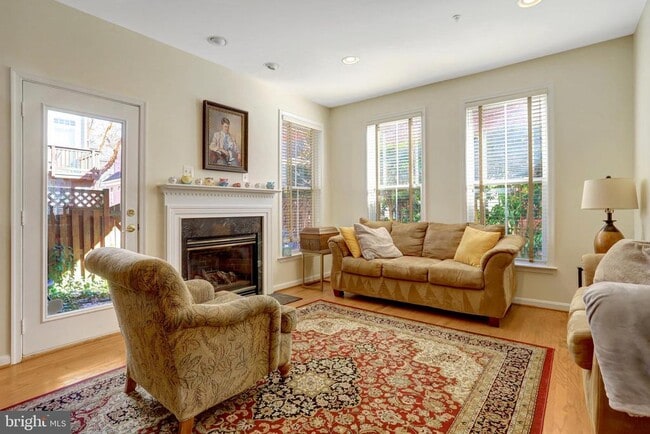 Photo - 5257 Bessley Pl