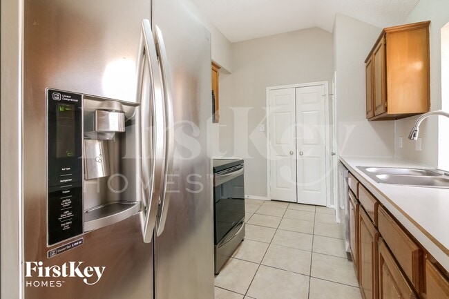 Photo - 903 Hillwood Ct