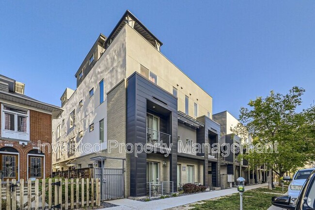 Building Photo - 1323 Elati St Rental