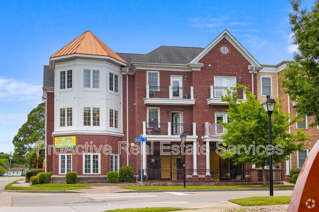 Building Photo - 2932 E Virginia Beach Blvd Rental