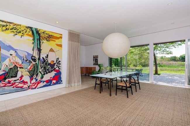 Photo - 493 Sagaponack Road